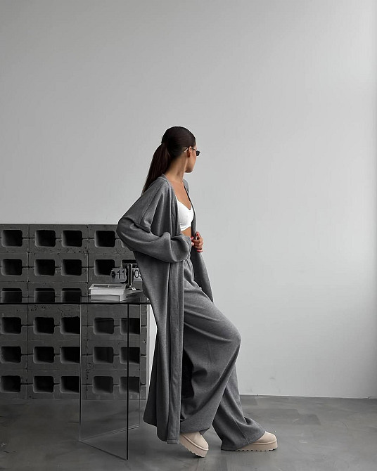 Жіночий стильний повсякденний костюм зі щільного рубчика Сірий Одеса - фото 4