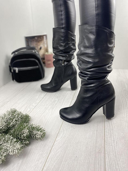 Nivelle Напівчоботи жіночі Nivelle чорні натуральна шкіра висота 24см обхват 34-36см каблук 9см Коломия - фото 6