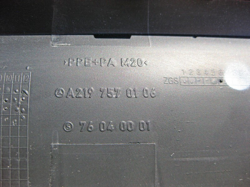 Mercedes-Benz  A2197570106 Лючок бензобака CLS C219 Одеса - фото 3