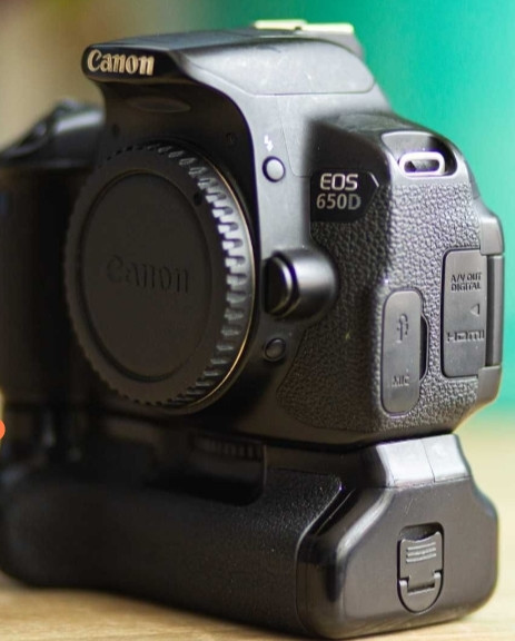 Фотоапарат Canon 650 body Київ - фото 7