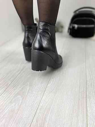 Черевики жіночі VESNA чорні натуральна шкіра зима висота 12см каблук 7см (2804) Коломия