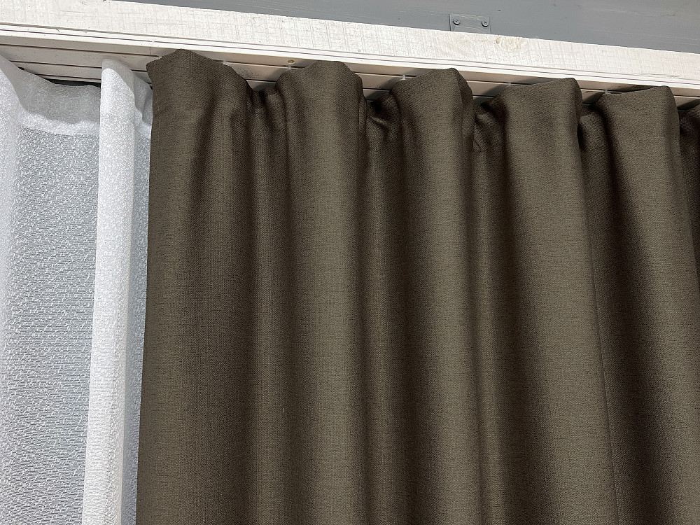 Комплект штор VR-Textil Шенил 100х270 2шт и Тюль 300х270 1591ш-1680т Кофейный с белым 71-200/1 Киев - изображение 8