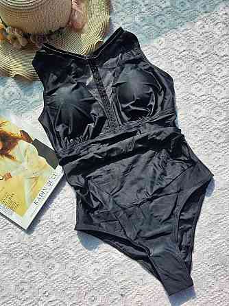 Купальник жіночий суцільний з сітчастими вставками Чорний M Харків