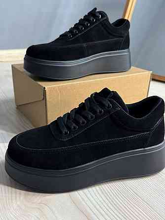 Кеди жіночі Hengji 536-8 замшеві на платформі з окантовкою чорні, 37, 24 см Київ