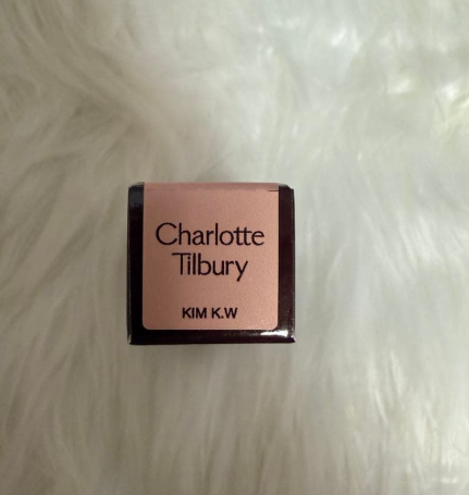 Помада Charlotte Tilbury Hot Lips Kim K.W — сатинова нюдова помада бежево-рожева Kim KW, 3.5г Слов'янськ - фото 3