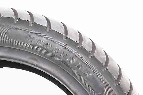 Шина 120/70-12 безкамерна, шосейний малюнок 6002 Київ