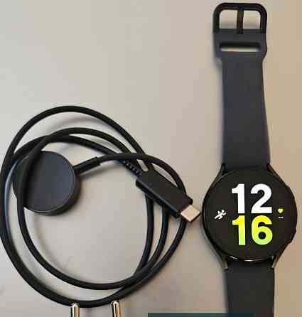 Смарт -Часы Samsung Galaxy Watch 5. 44mm. Composite Gray Киев