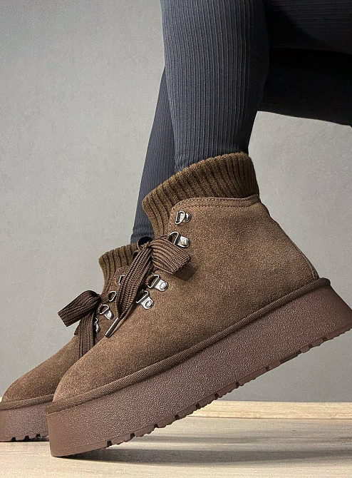 Уггі жіночі Hengji 007-7 замшеві шнурівка зі шкарпеткою коричневі, 36, 23 см Київ - фото 1