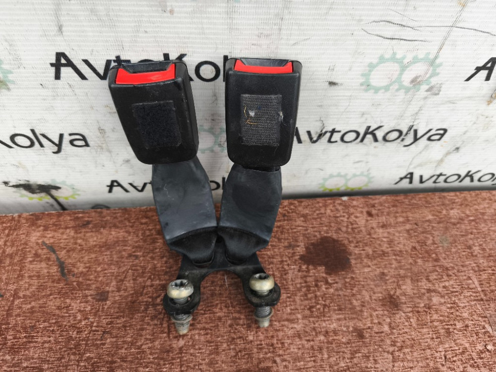 Фіксатор ременя безпеки задній Ford Fusion 2002-2012 (2N1A-N613K21-AF) Ковель - фото 1