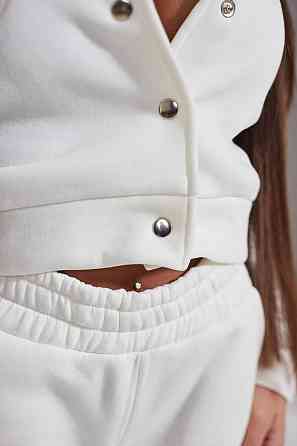 Жіночий костюм з вишивкою на спині Одеса