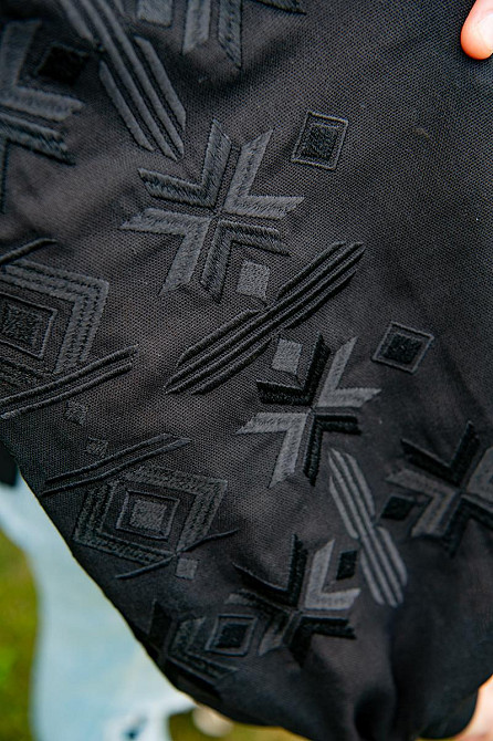 Вишиванка жіноча з довгим рукавом лляна, чорна топ Київ - фото 3