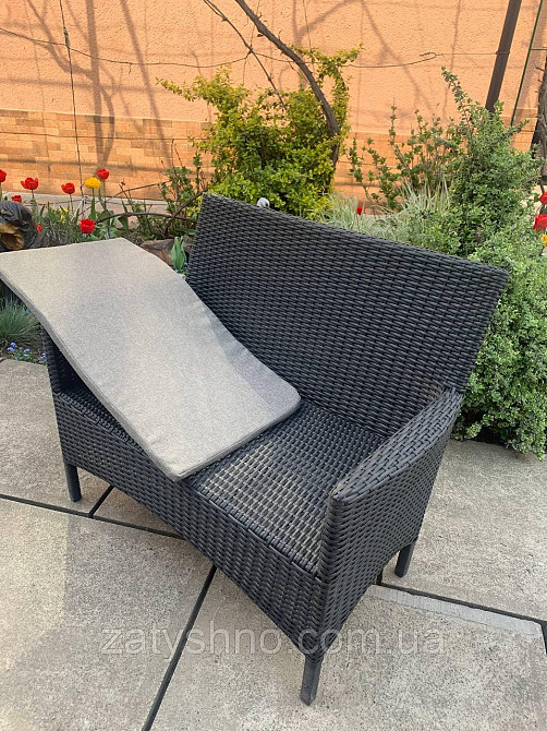 Диван із ротанга з подушкою Київ - фото 1
