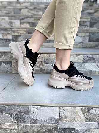 RONE Кросівки жіночі RONE 019 капучіно/чорні (весна-осінь, шкіра+замша натуральна) (2676) Коломыя