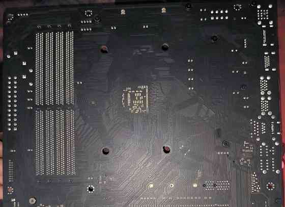 Материнська плата: ASROCK B450M Steel Legend. Київ