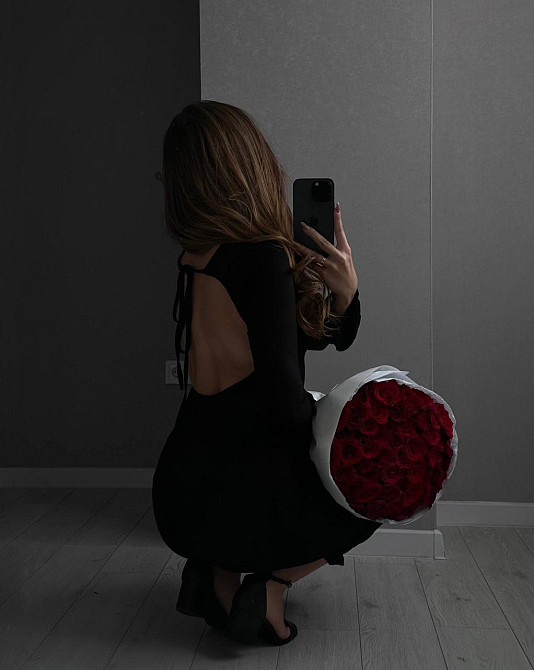 Жіноча елегантна сукня міді з відкритою спинкою віскоза Одеса - фото 3