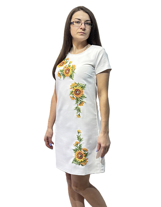 Жіноча вишита сукня білосніжна Соняшники короткий рукав 42 Київ - фото 1