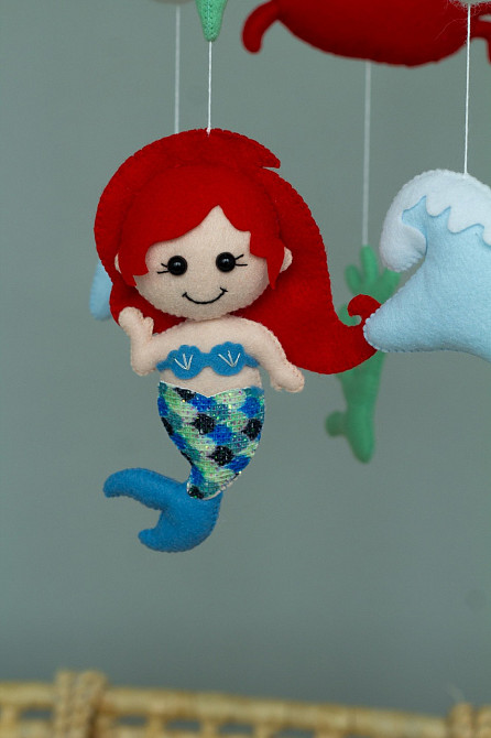 Дитячий музичний мобіль на ліжечко для немовлят WooolyWool «Русалонька» з 35 мелодіями Київ - фото 2