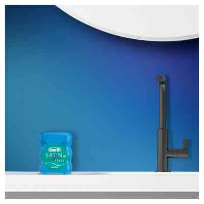 Зубна нитка Oral-B Satin Floss 25 м (5010622018258/5010622017947) Вінниця