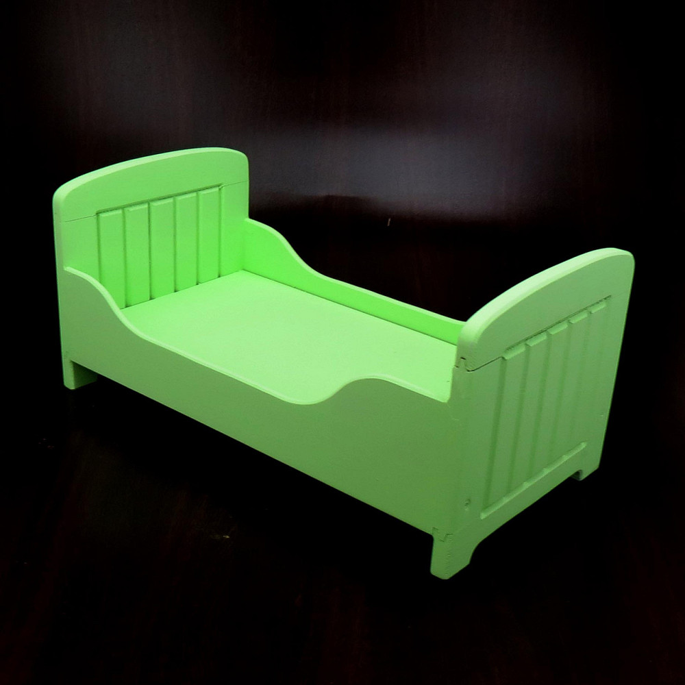 Кровать для кукол 