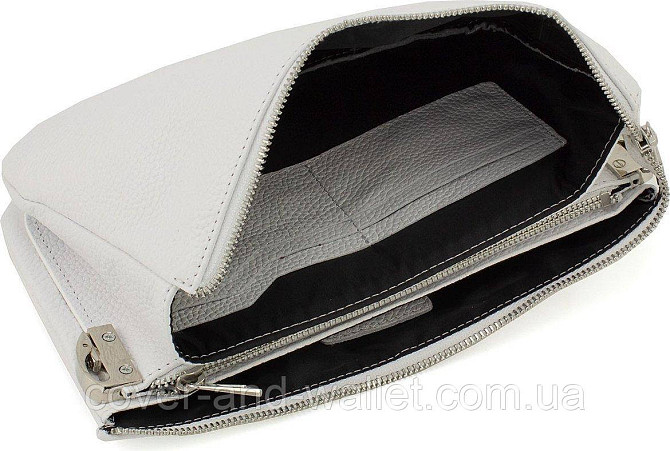 Белая женская сумка-клатч из натуральной кожи на молнии Grande Pelle 70570201 Киев - изображение 9