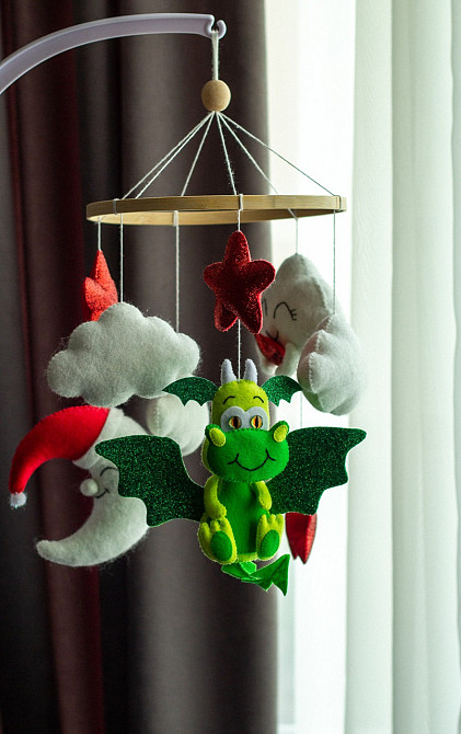 Дитячий музичний мобіль на ліжечко для немовлят WooolyWool «Дракончик» з 35 мелодіями Київ - фото 8