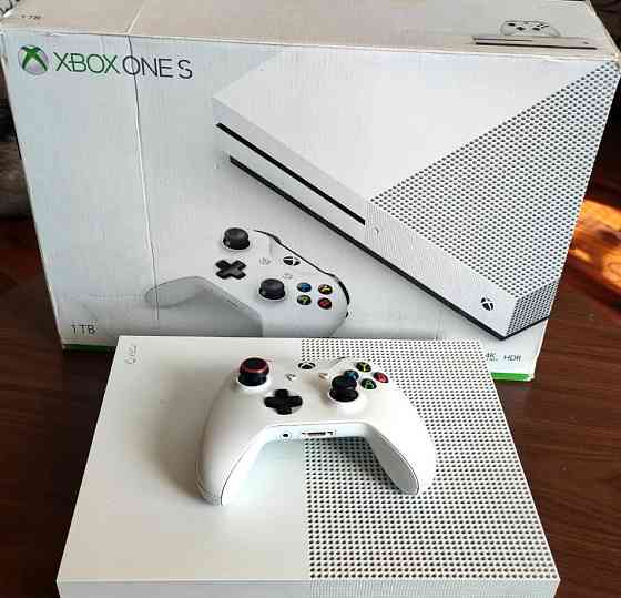 Xbox One series S 1tb 4K повний комплект +диск. Харків