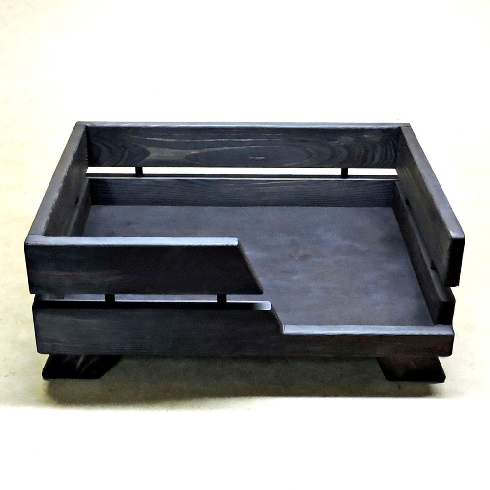 Лежак деревянный для собаки 