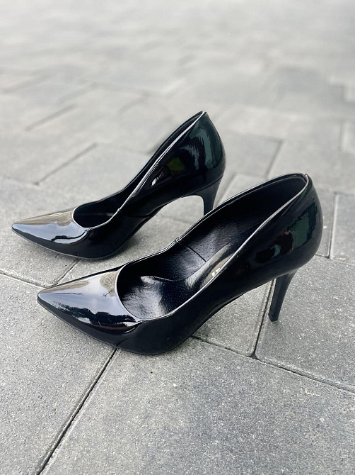 Туфлі жіночі LAVINI чорні шкіра лакована каблук 10 см 35 р. (3729) Коломия - фото 3