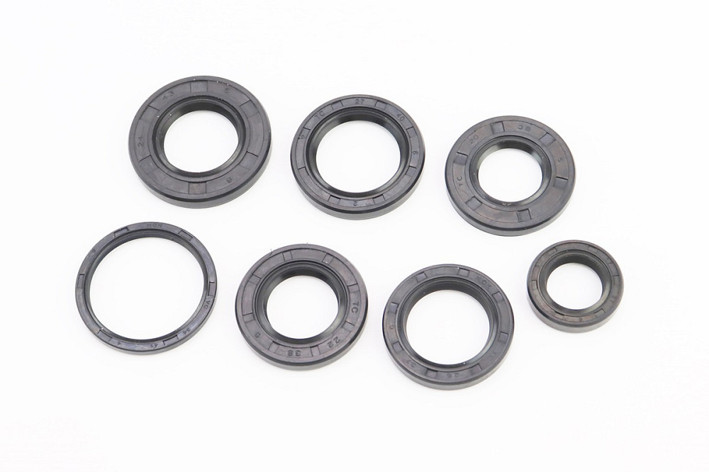 Сальники к-кт 7шт (17x27x6; 20x38x5; 22x38x6; 24x43x6; 25x37x6; 27x40x6; 34x41x4) двигуна, Suzuki AD100 Київ - фото 1