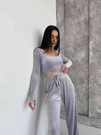 Женский прогулочный костюм двойка: лонгслив и штаны велюр Серый, 46/48 Одесса