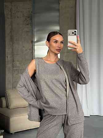 Женский повседневный костюм тройка из трикотажа Одесса