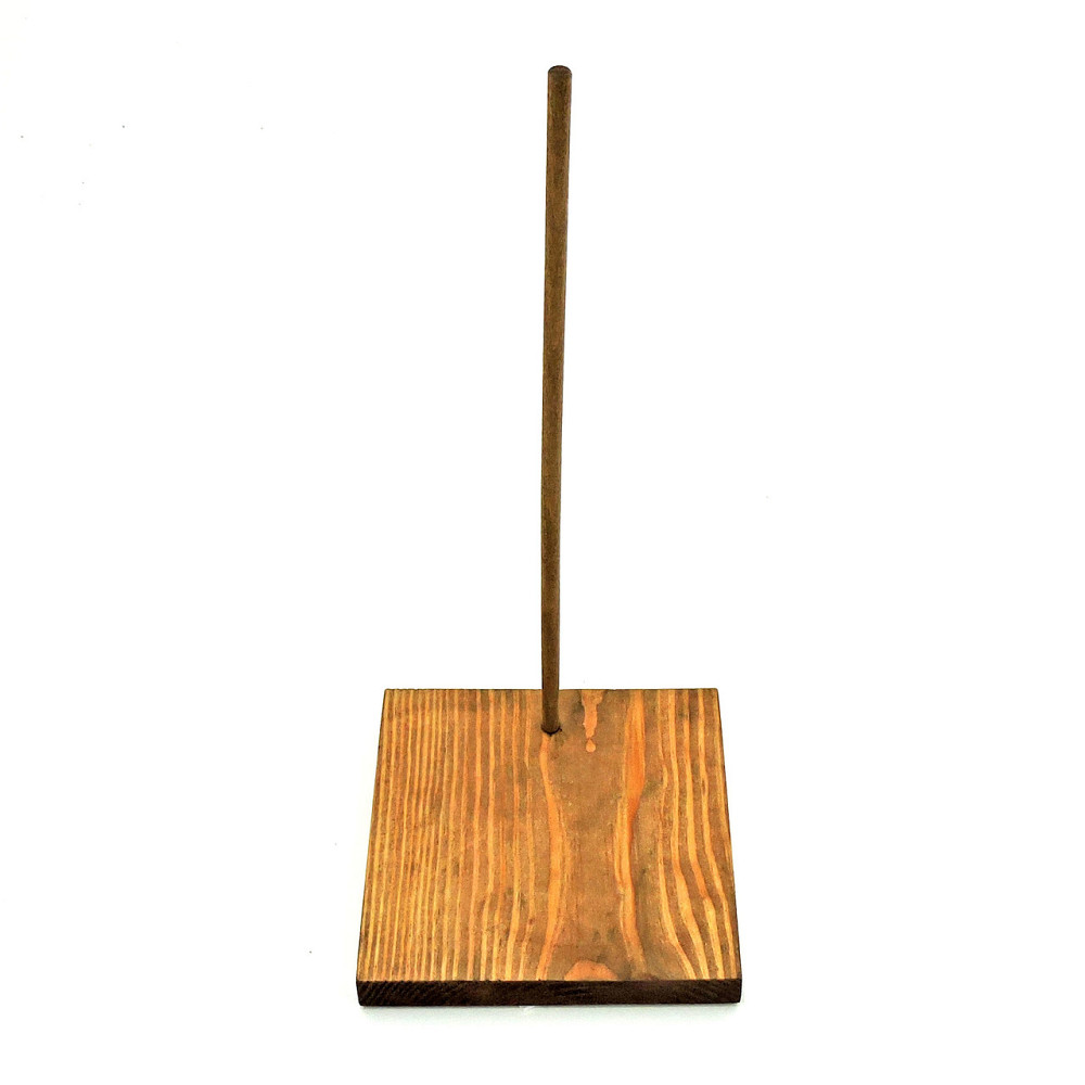 Подставка для кукол 