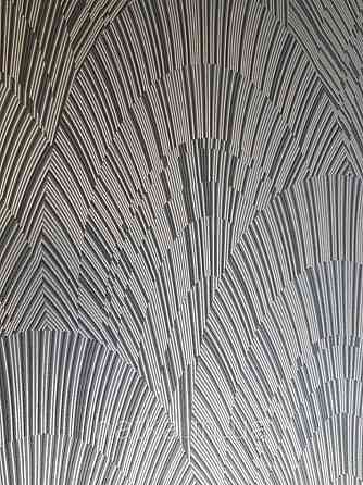 Шпалери вінілові на флізелін Marburg 82218 Giulia геометрія абстракція смужки півколо сріблом на чорному Київ