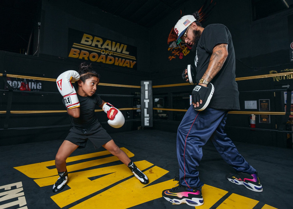 Лапи боксерські TITLE Boxing Gel Tech Punch Mitts 2.0 Black Каменское - изображение 7