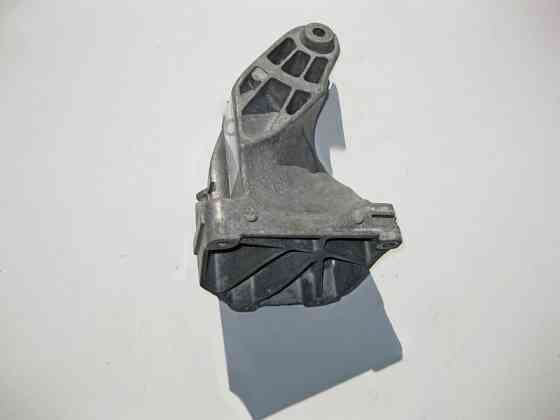 Mercedes-Benz  A6512230004 Кронштейн опори двигуна лівий OM651 R4 2.2 cdi C-Class W204 E-Class W212 Одесса