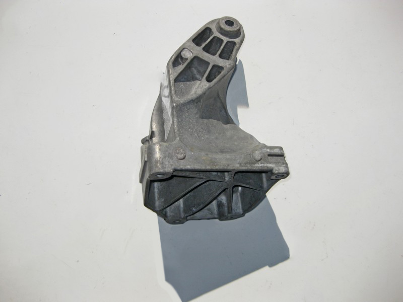 Mercedes-Benz  A6512230004 Кронштейн опори двигуна лівий OM651 R4 2.2 cdi C-Class W204 E-Class W212 Одесса - изображение 3