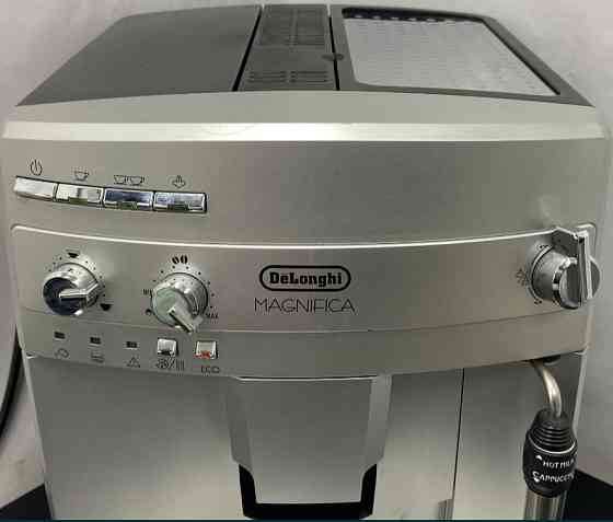 Кавомашина Delonghi Magnifica. Київ
