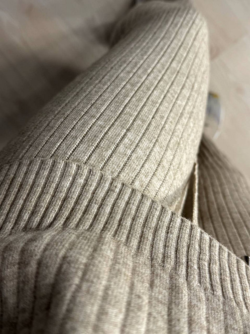 Костюм женский Accorddream 8703-28108 свитер с брюками в рубчик вязаный оверсайз, бежевый, one size Киев - изображение 13