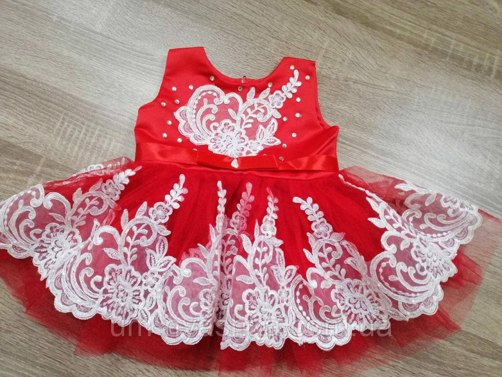 Нарядное платье на 6-12 месяцев 