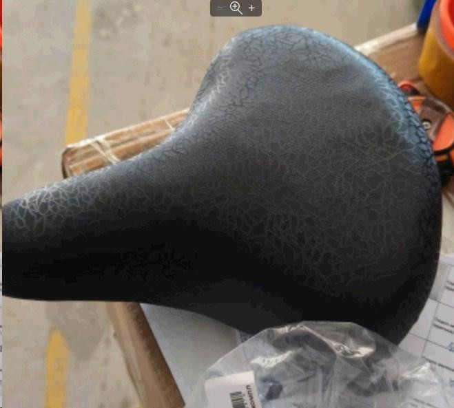 Сідло велосипедне (пластмасове) Мукачево - фото 1