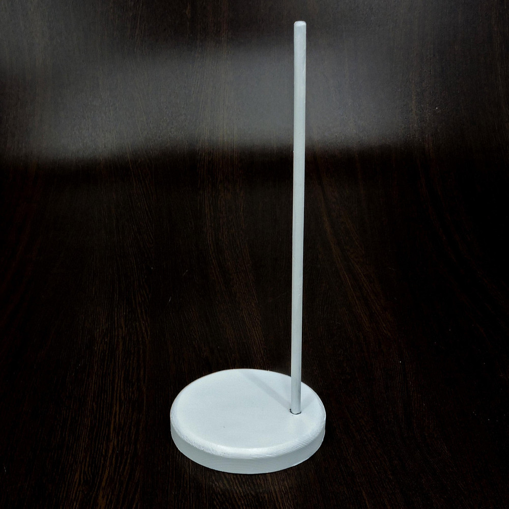 Подставка для кукол 