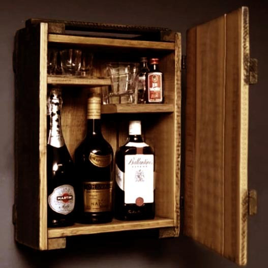 Настенный бар 