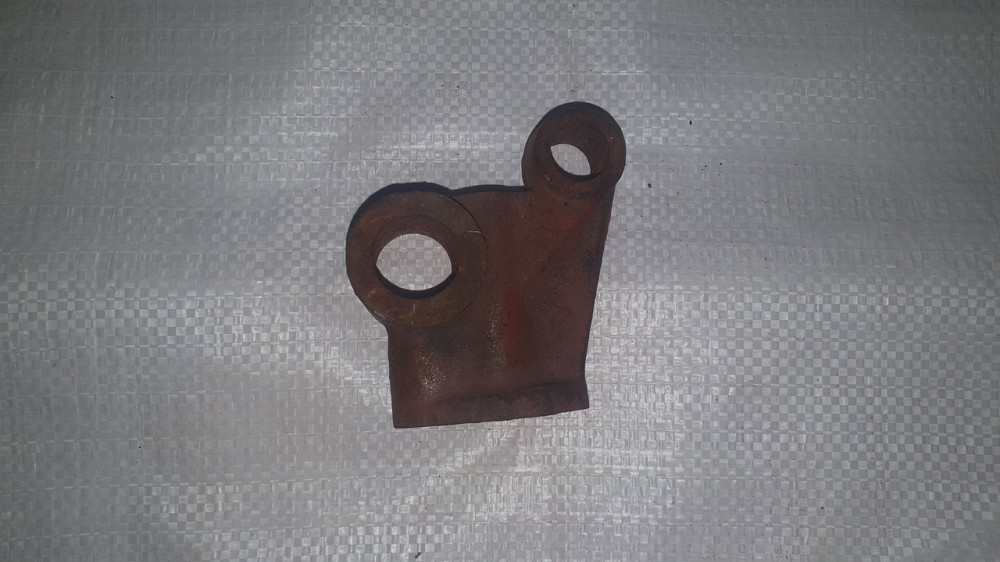 Стойка оси коромысел ДТ-75, СМД14-22. 14-0641-1А. СССР. Харьков - изображение 1