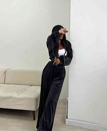 Женский прогулочный костюм тройка: кофта топ и штаны велюр + микродайвинг Черный, 46/48 Одесса