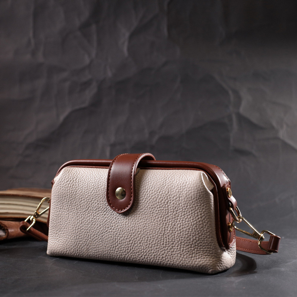 Чудовий клатч з цікавою клямкою з натуральної шкіри Vintage 22426 Білий Київ - фото 9