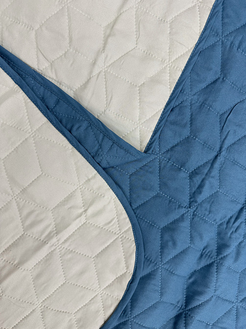 Покрывало двустороннее Decorator Microfiber куб 215x240 см синий с бежевым (85-144) Киев - изображение 8