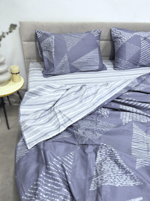 Ecotton Комплект постільної білизни Ecotton полуторний 150х215 см сіра Трикутна абстракція 2120 Коломия - фото 2