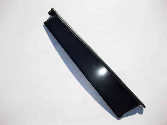 Mercedes-Benz  A1646903687 Вертикальна накладка скла задніх правих дверей ML W164 Одесса