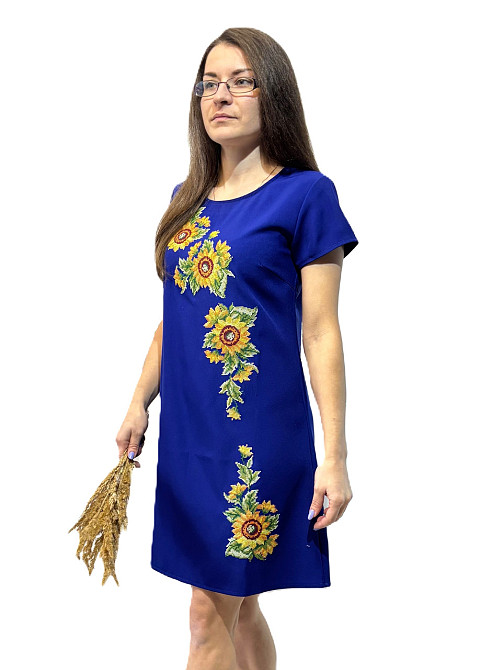 Жіноча вишита сукня яскраво синя короткий рукав  в Соняхах Київ - фото 1