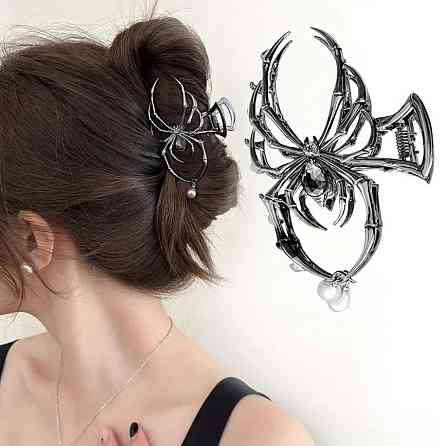 Заколка-краб паук черного цвета с жемчужной подвеской — металл 9,8×6 см Киев